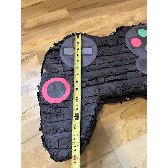 Game Controller Piñata - Picture 6 of 12